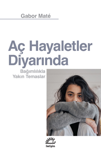 Aç Hayaletler Diyarında Aç Hayaletler Diyarında